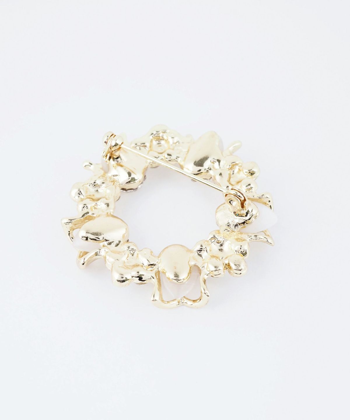 チューリップサークルブローチ