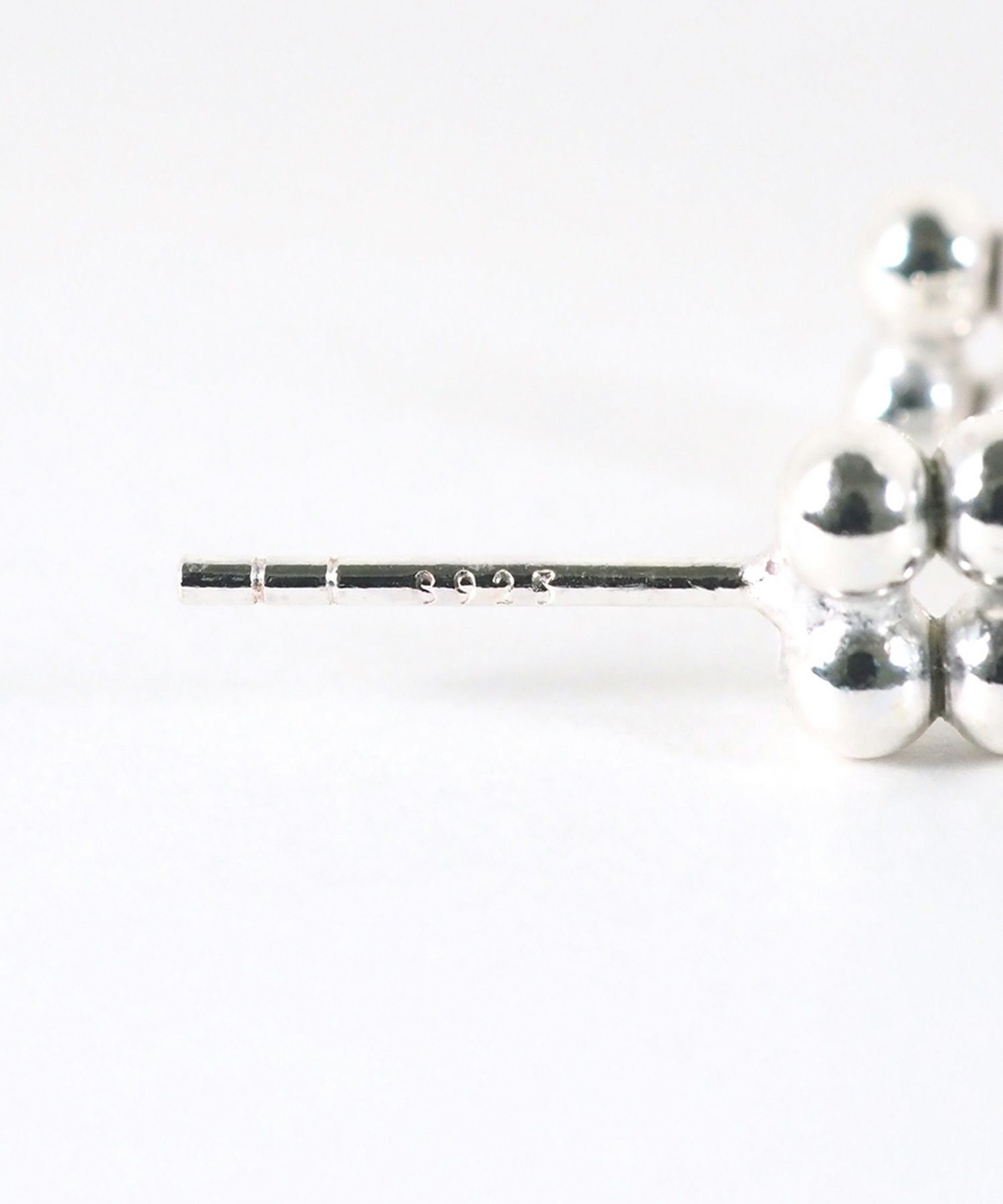 [SV925]ドットハーフフープピアス