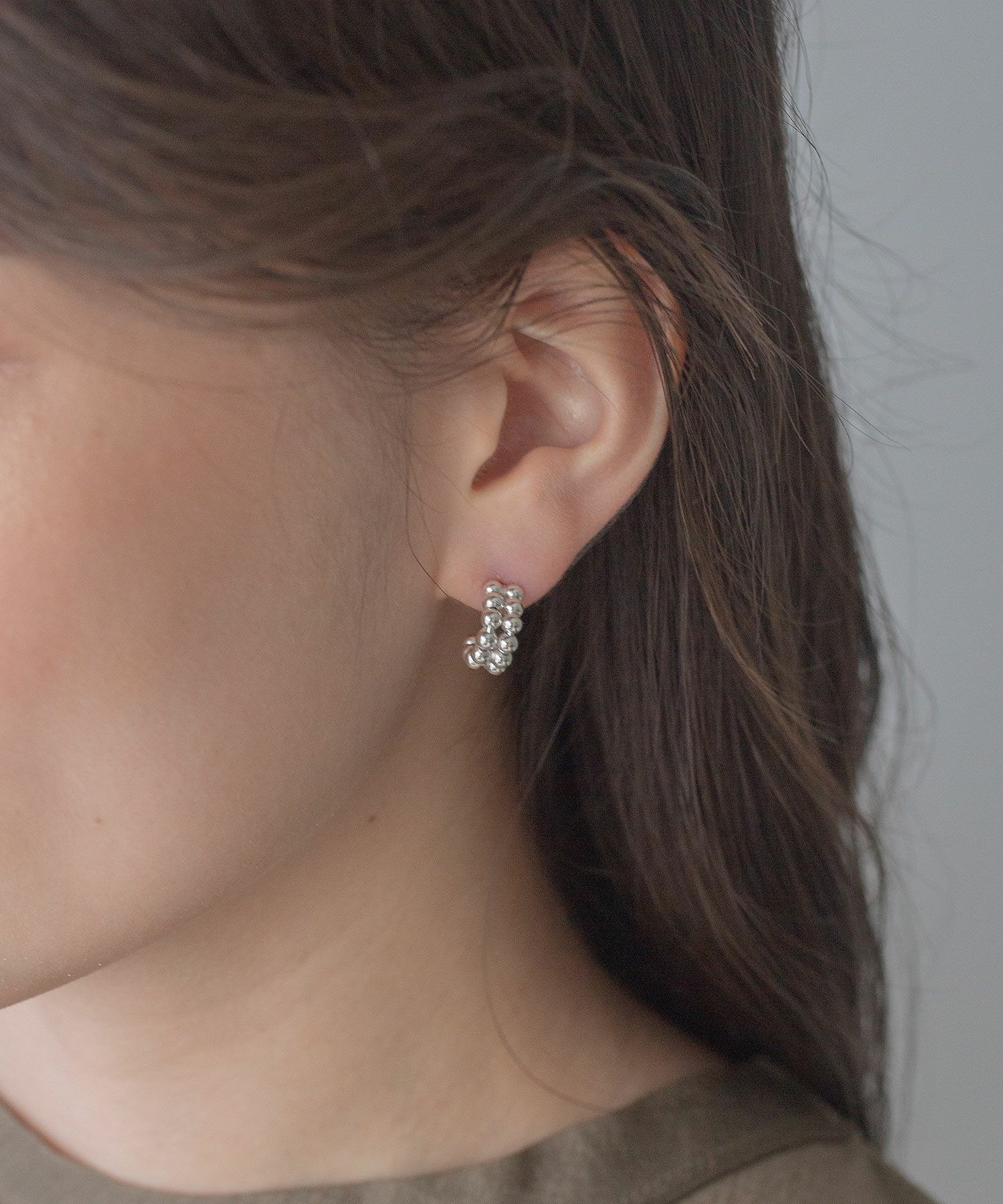 SV925]ドットハーフフープピアス | 【公式】MUK ONLINE SHOP｜人気