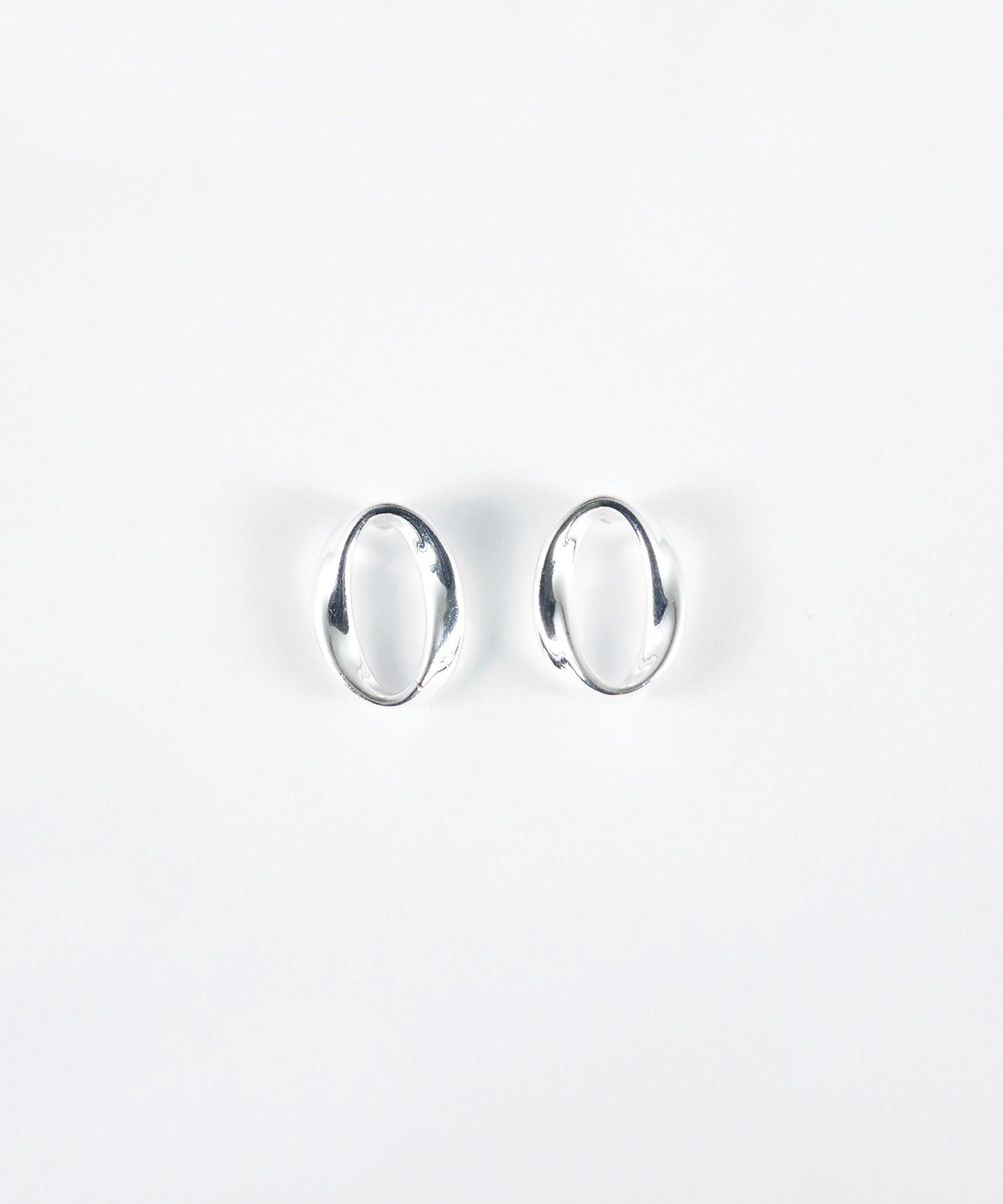 [SV925]メビウスピアス