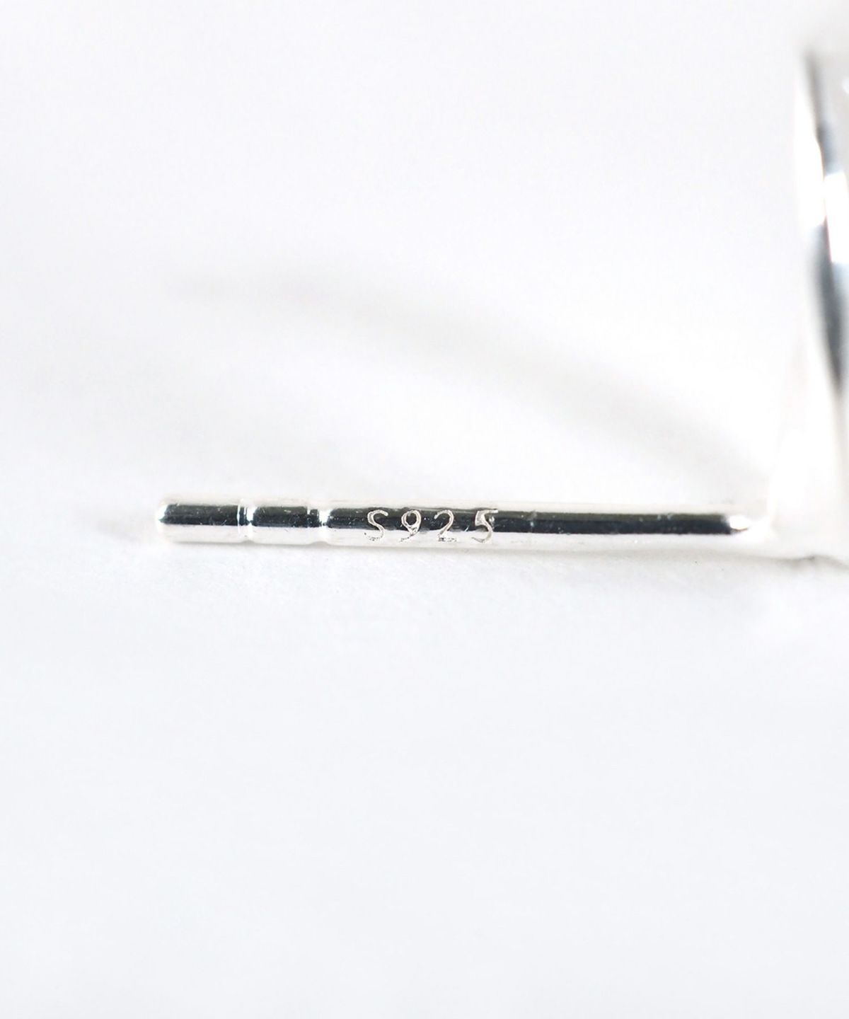 [SV925]メビウスピアス