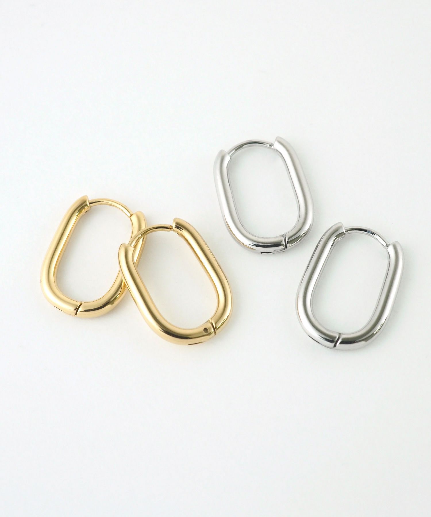 オーバルスリムワンタッチステンレスピアス【MUK lucenzio】