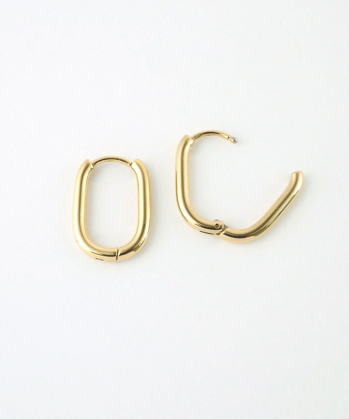 オーバルスリムワンタッチステンレスピアス【MUK lucenzio】