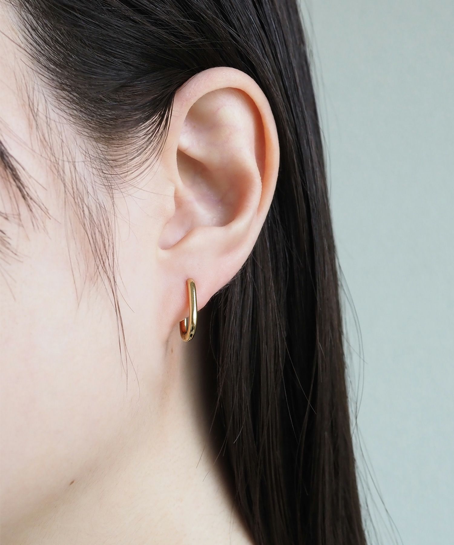 オーバルスリムワンタッチステンレスピアス【MUK lucenzio】