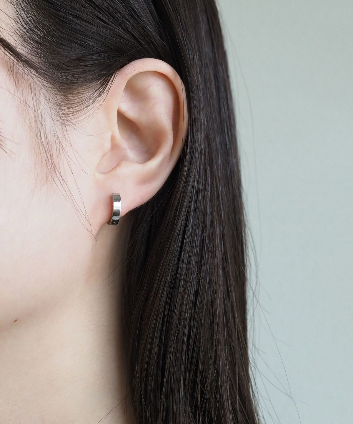 ラウンドワンタッチステンレスピアス【MUK lucenzio】