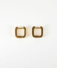 スクエアワンタッチステンレスピアス【MUK lucenzio】