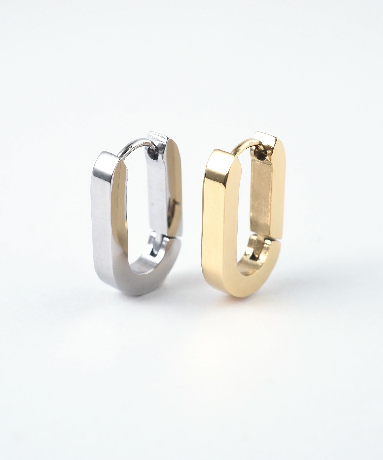 オーバルワンタッチステンレスピアス【MUK lucenzio】