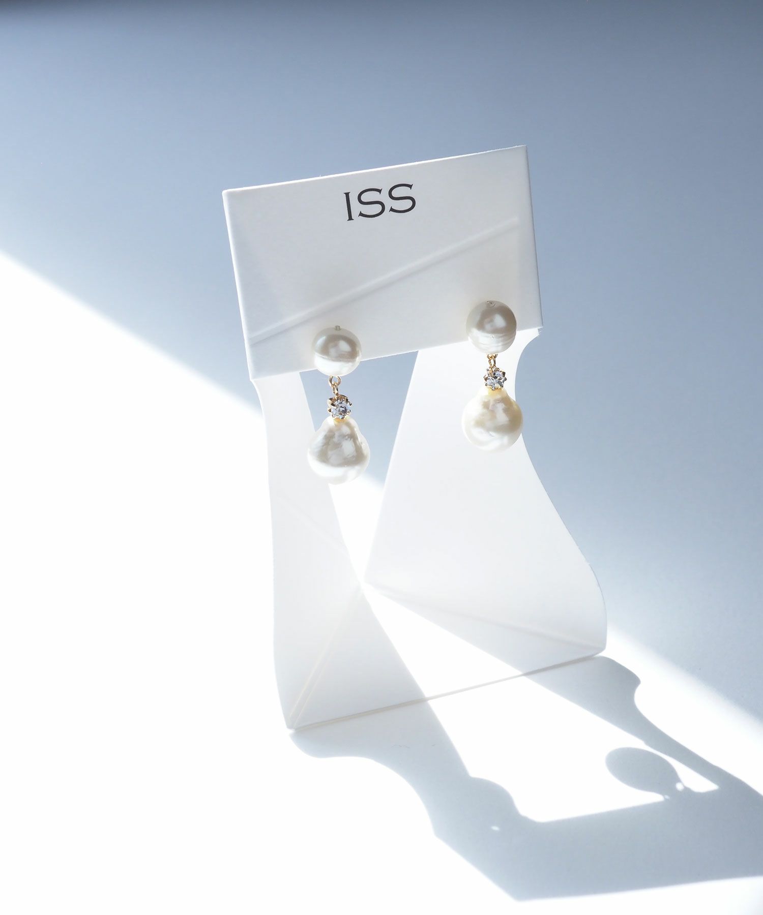 バロックシズクパールピュアチタンポストピアス【ISS】