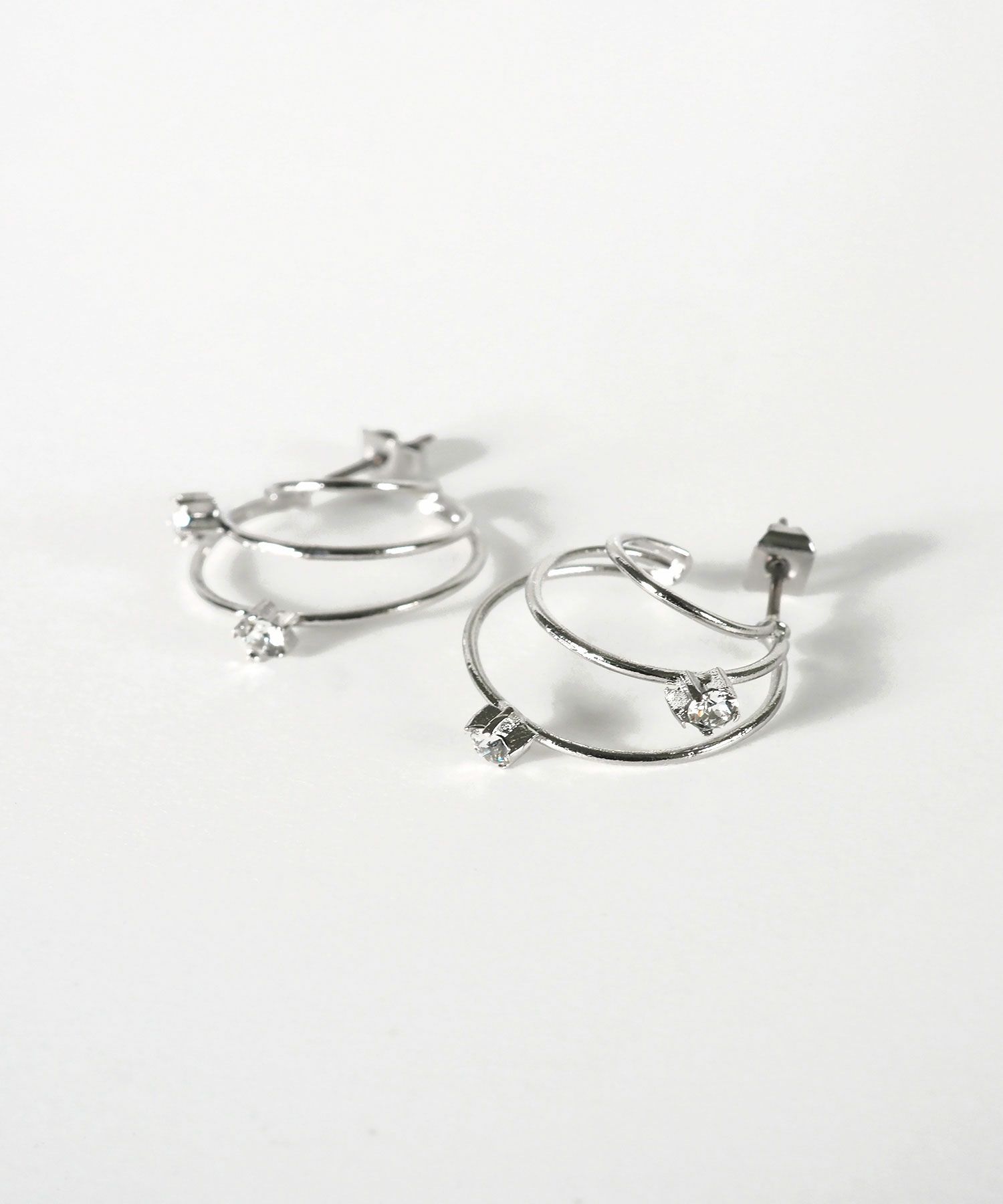 ガラスフープピュアチタンポストピアス【ISS】