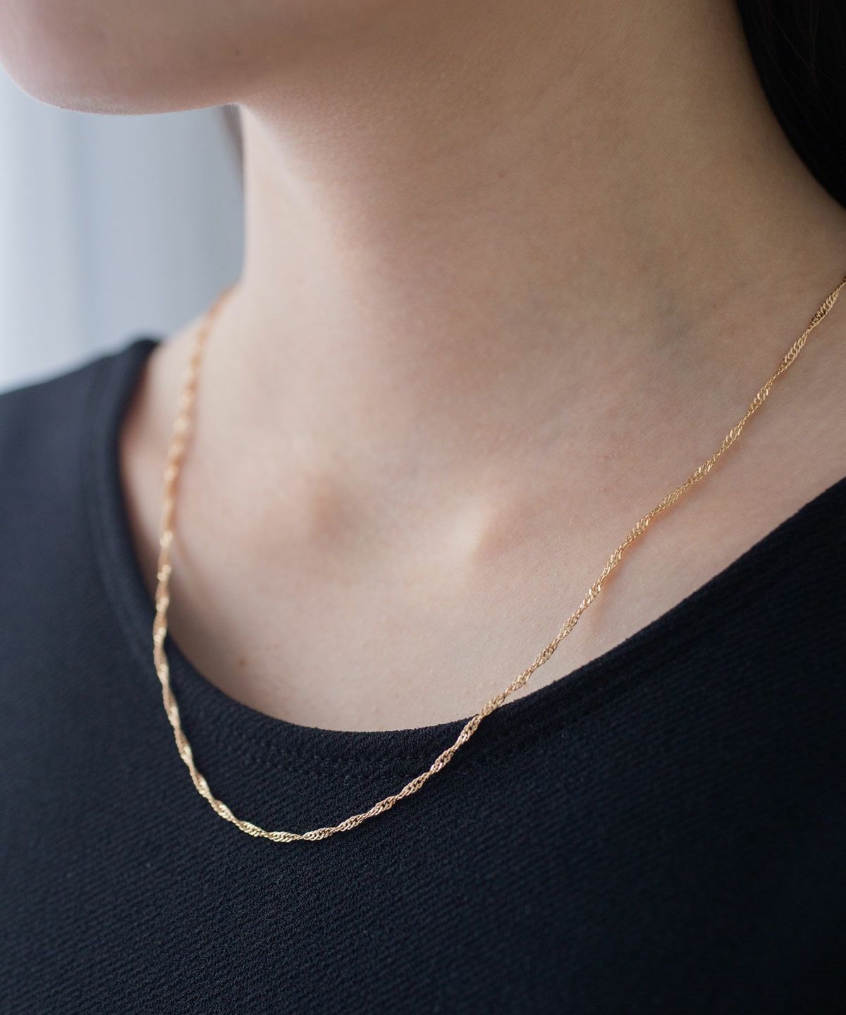 ツイストチェーンロングネックレス