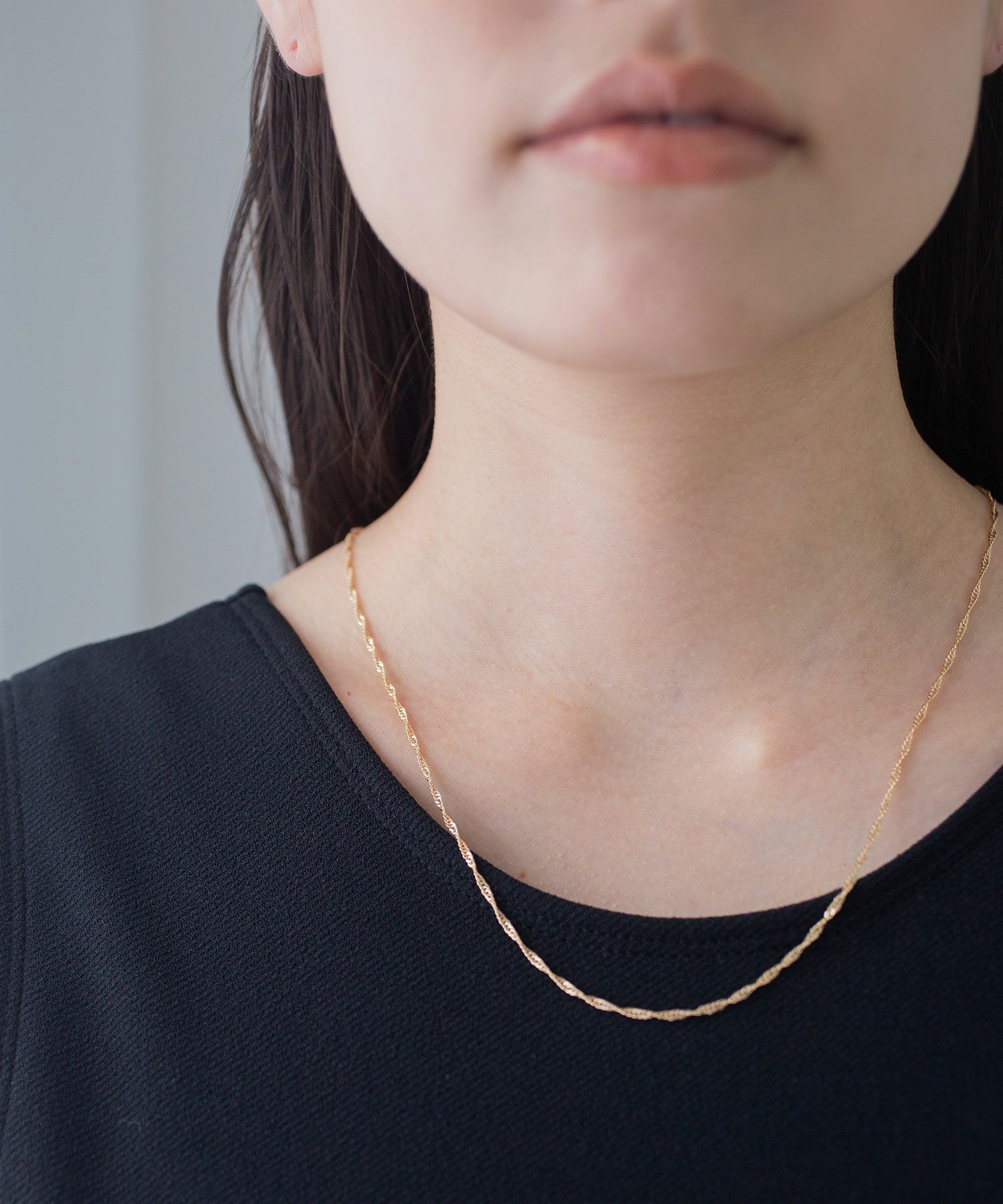 ツイストチェーンロングネックレス