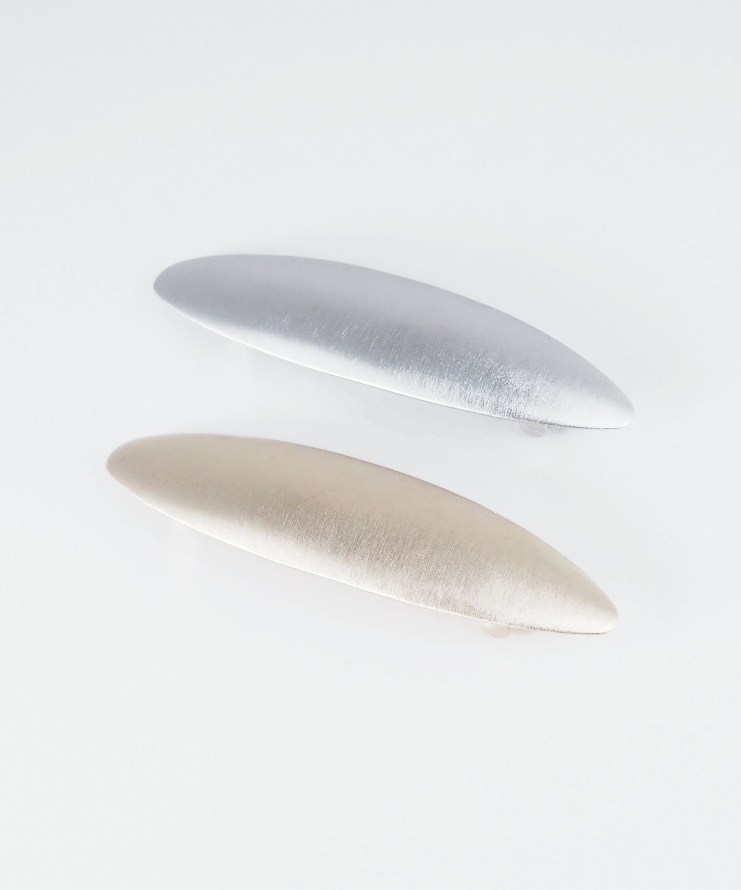 メタルオーバルバレッタ