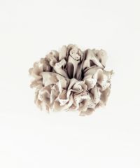 パンチングフリルシュシュ