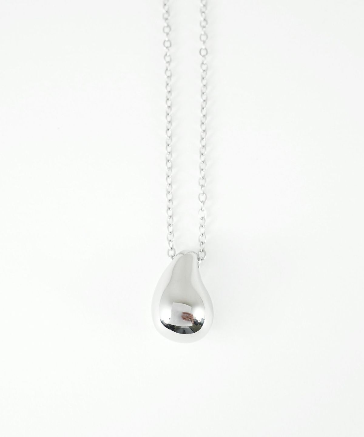 ドロップステンレスネックレス