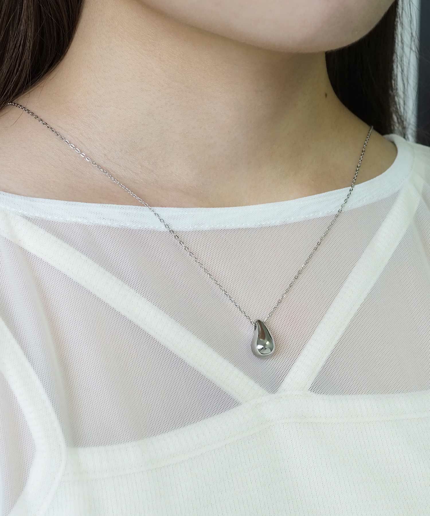 ドロップステンレスネックレス