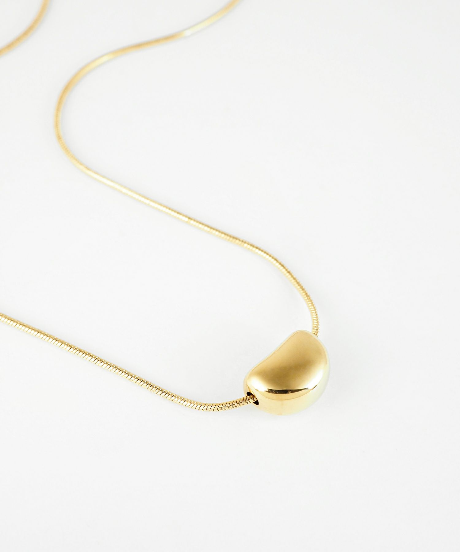 ビーンズステンレスネックレス