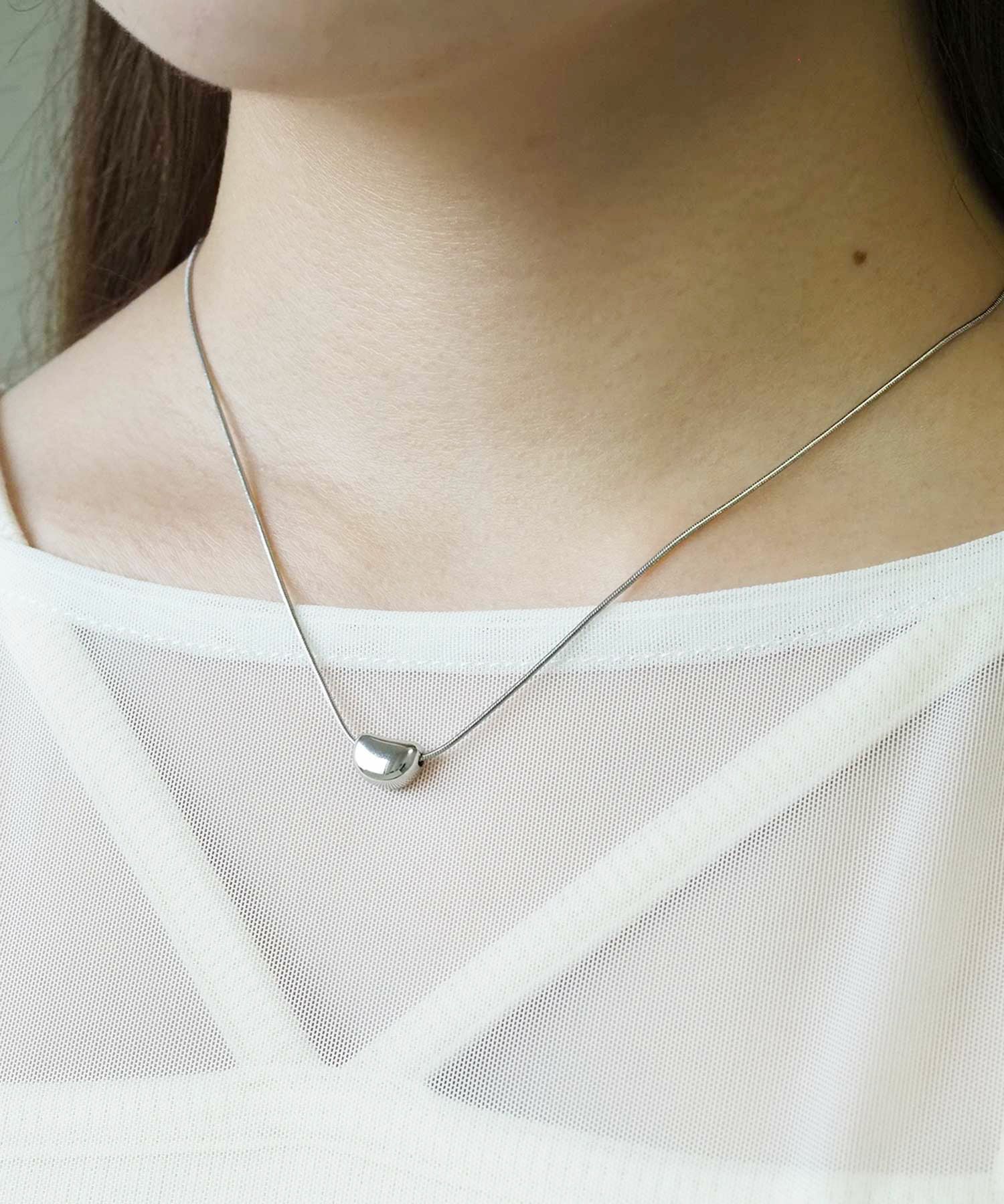 ビーンズステンレスネックレス