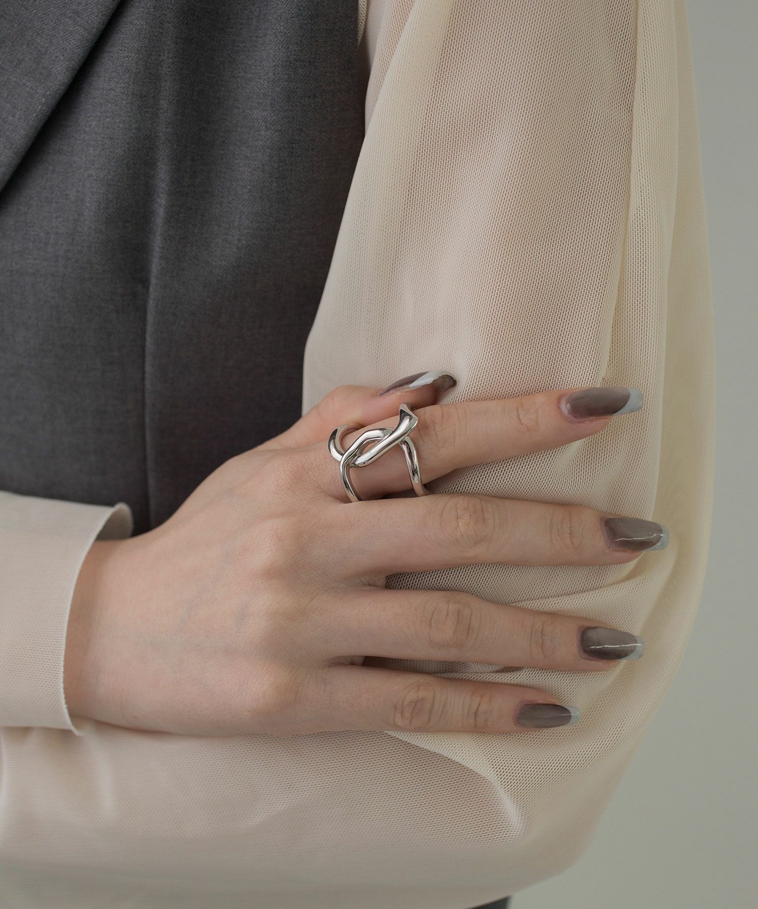 ニュアンスクロスボリュームリング【over size ring collection】