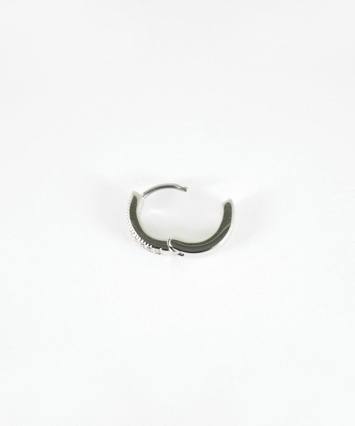 マイクロパヴェフープステンレスポストピアス