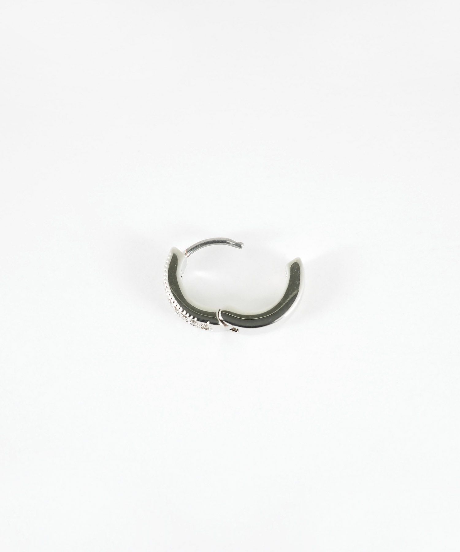 マイクロパヴェフープステンレスポストピアス