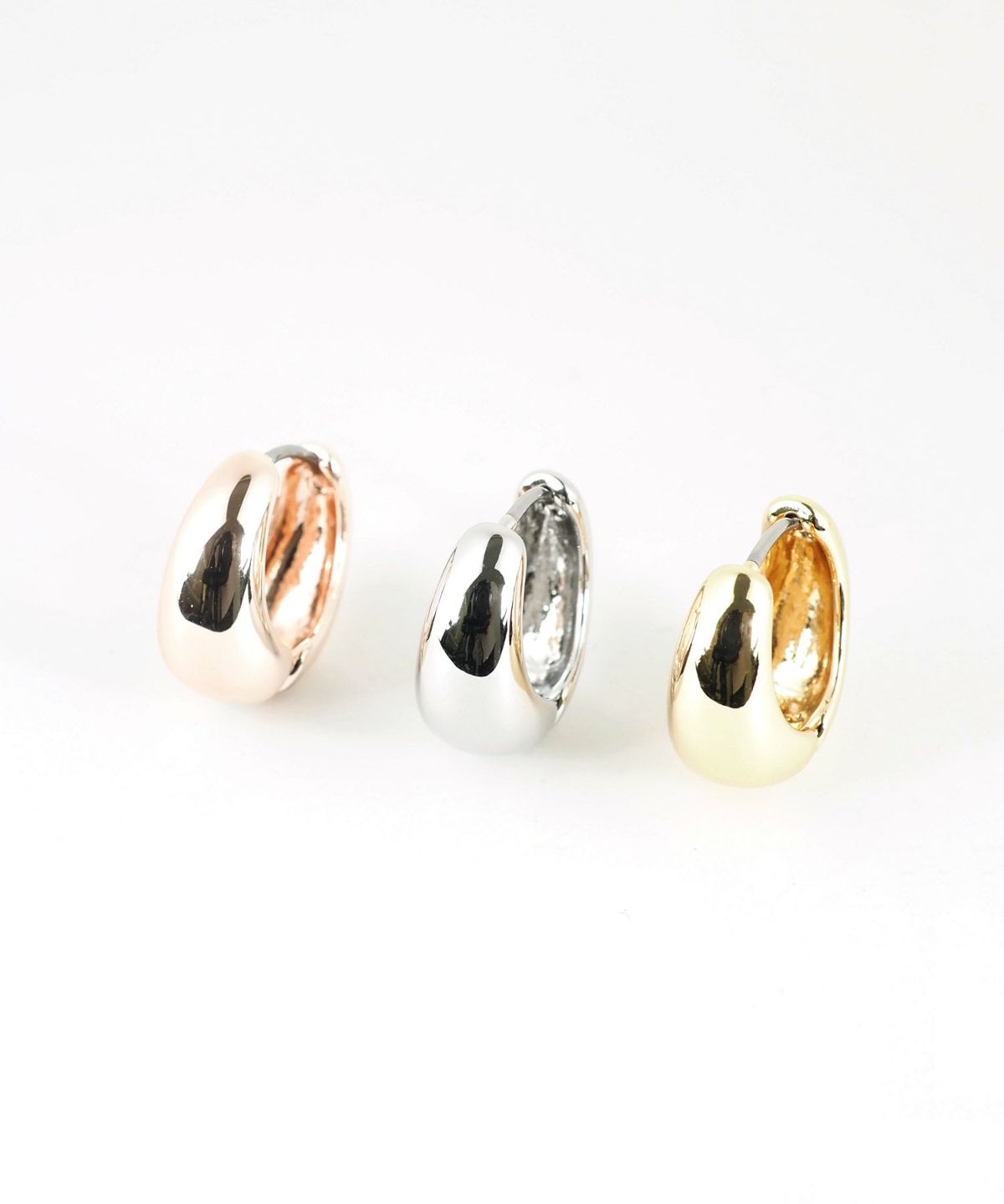 ボトムボリュームフープステンレスポストピアス