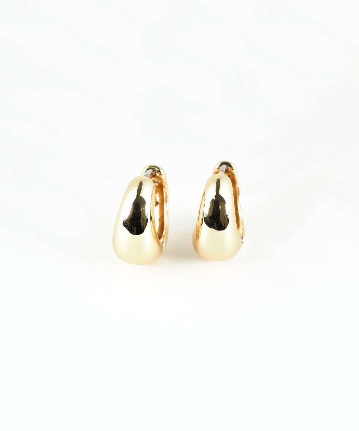 ボトムボリュームフープステンレスポストピアス