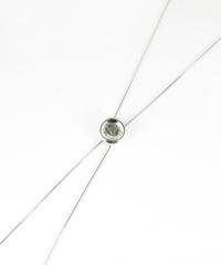 ラウンドプレートループタイネックレス