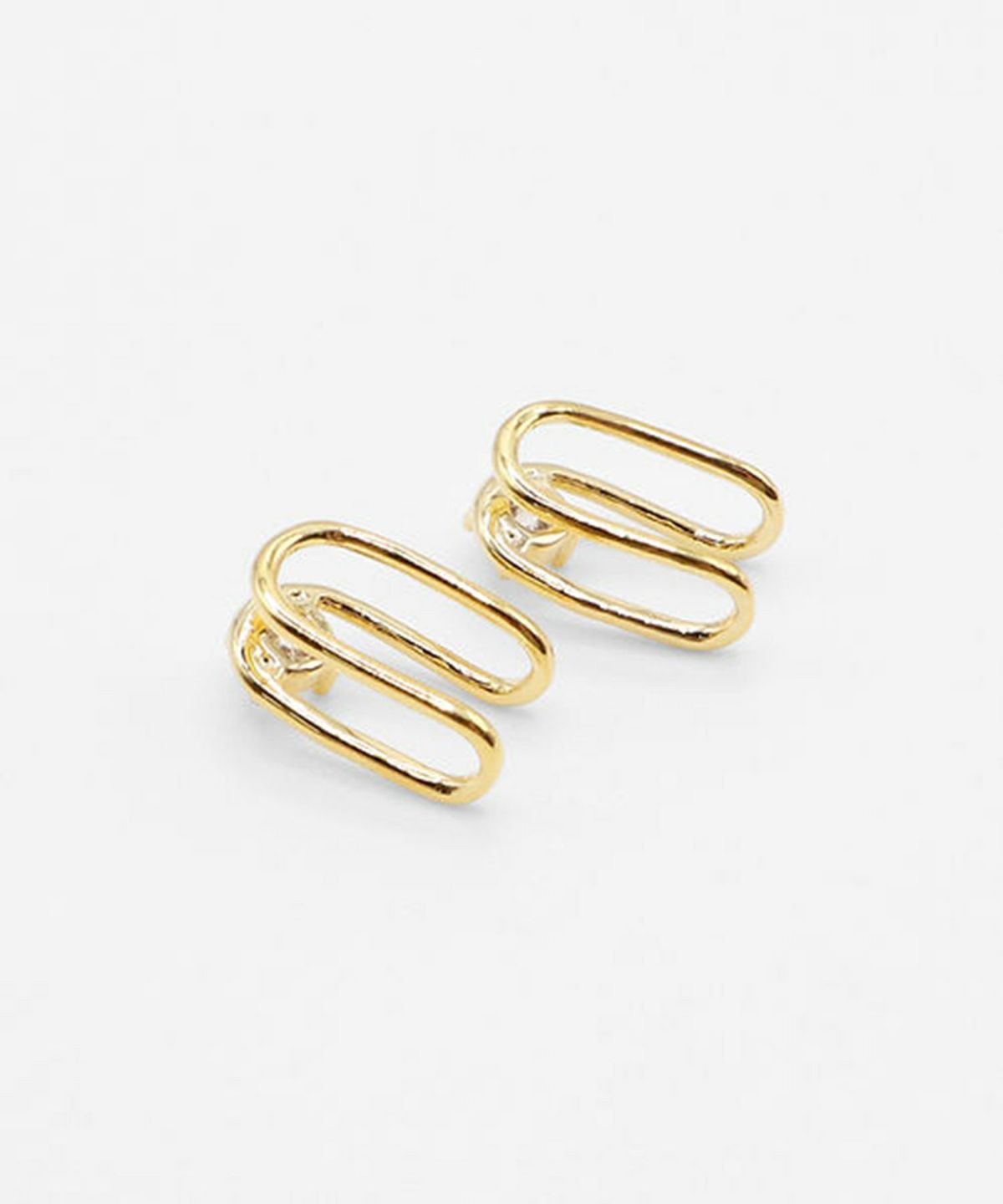 Uシェイプラウンドメタルイヤリング