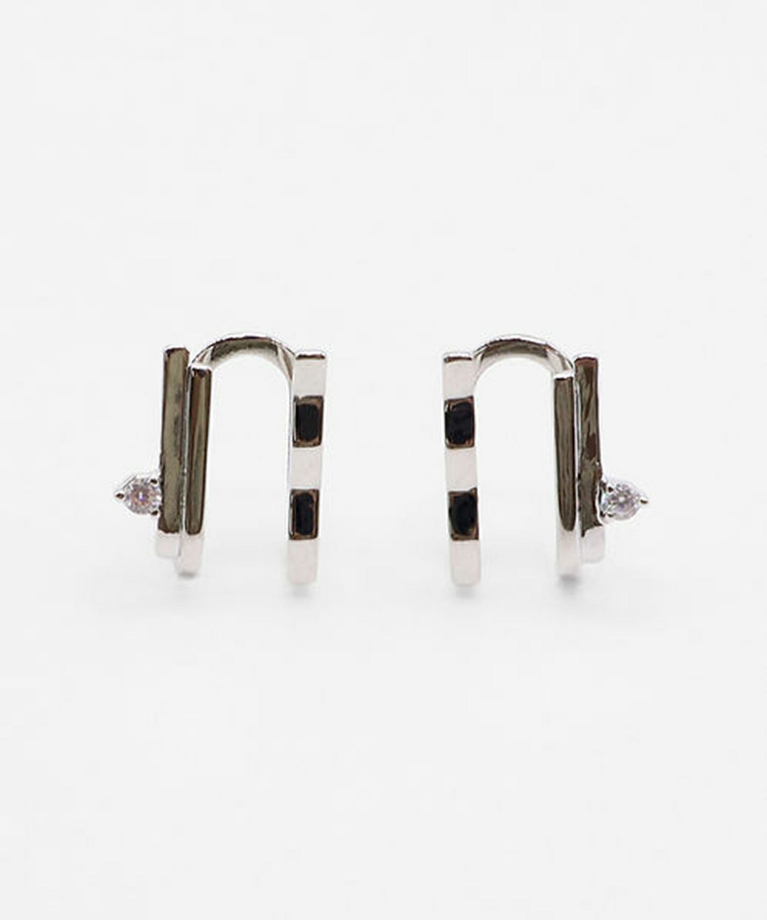 バーラインラウンドメタルイヤリング