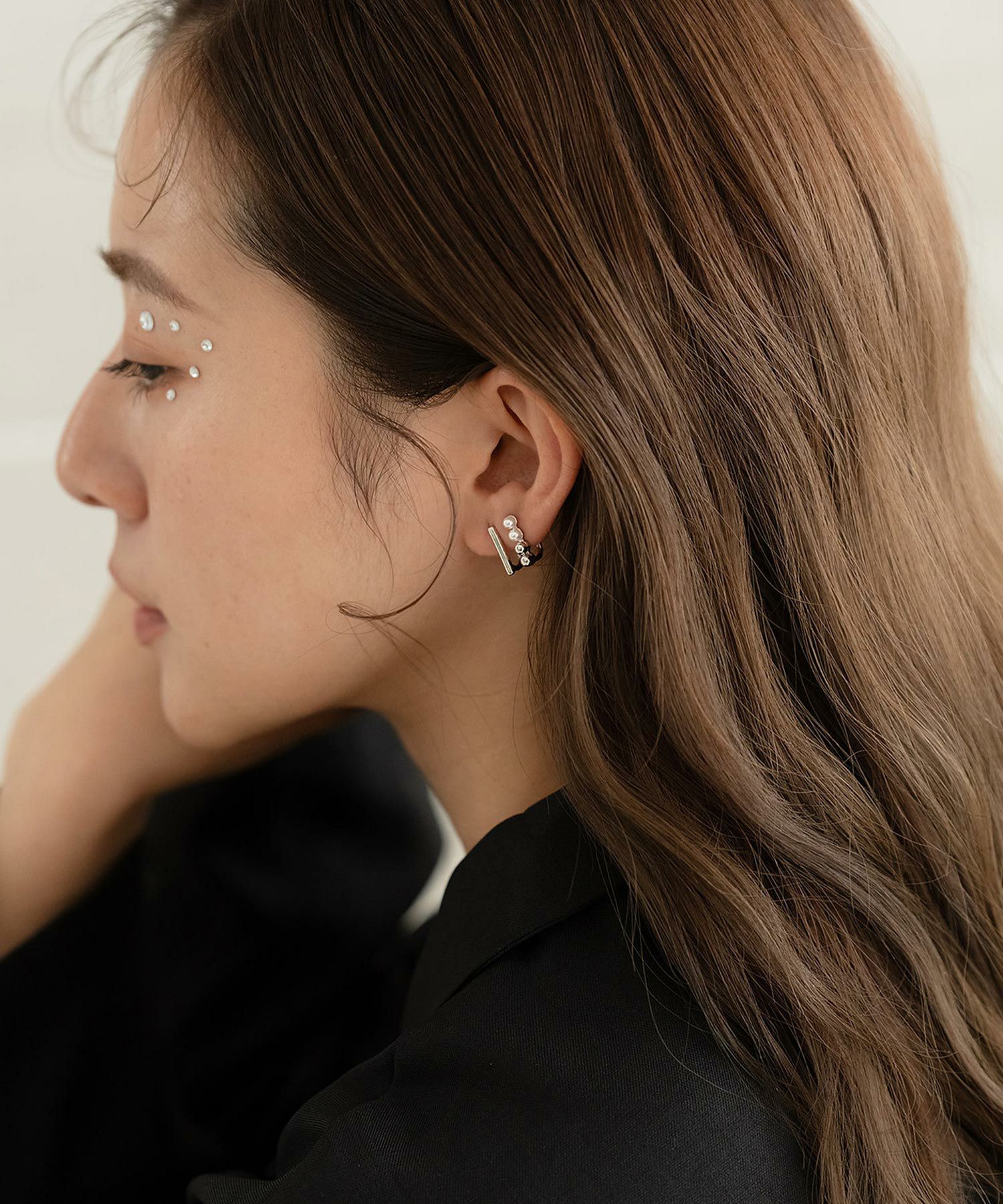 パールラインラウンドメタルイヤリング