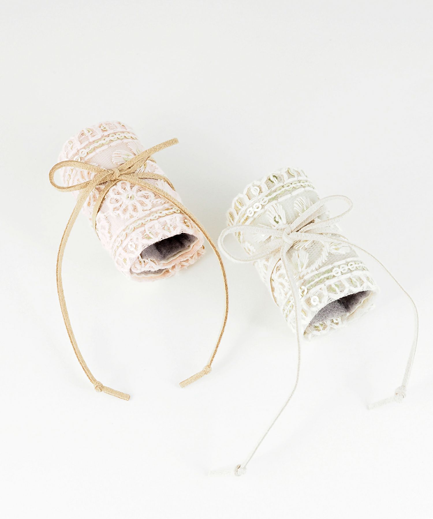 シークイン刺繍フラワーフック付きシュフィー【Zoule】