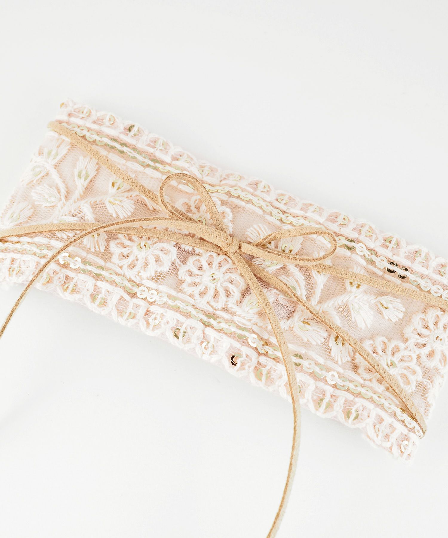 シークイン刺繍フラワーフック付きシュフィー【Zoule】