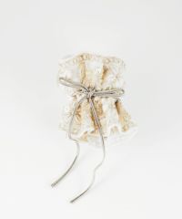 フリル刺繍フラワーフック付きシュフィー【Zoule】