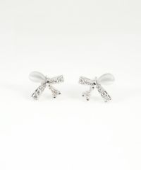 アシンメトリーリボンキャッツアイチタンポストピアス