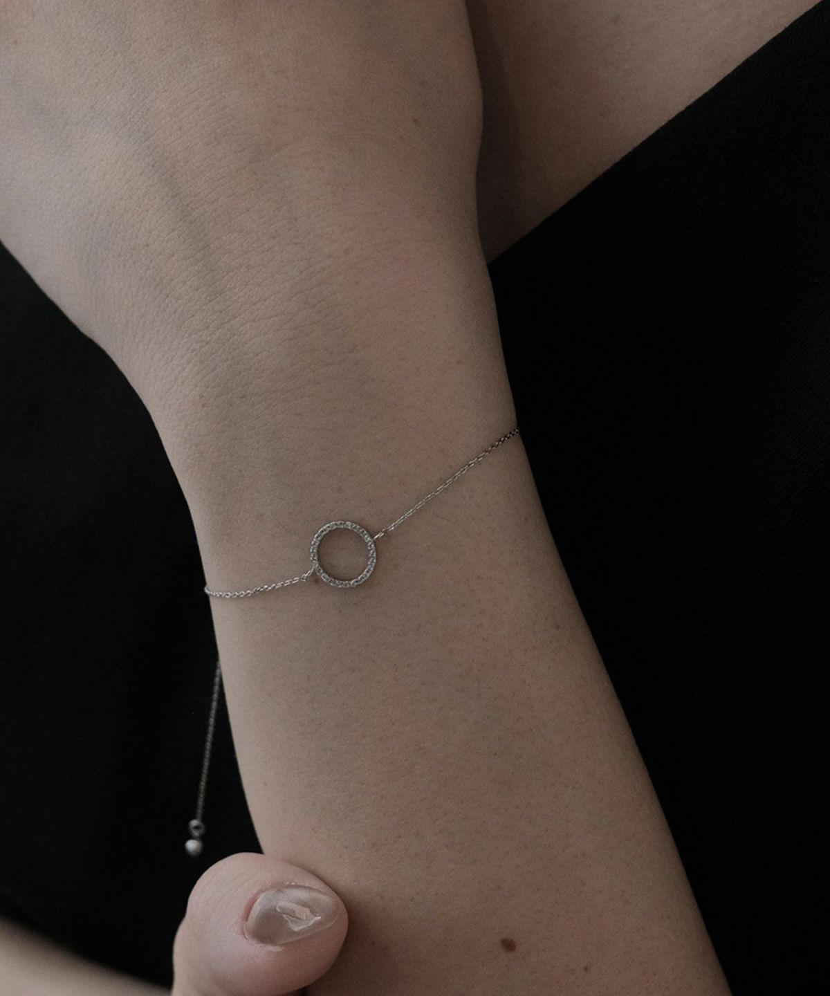 ラウンドストーンブレスレット