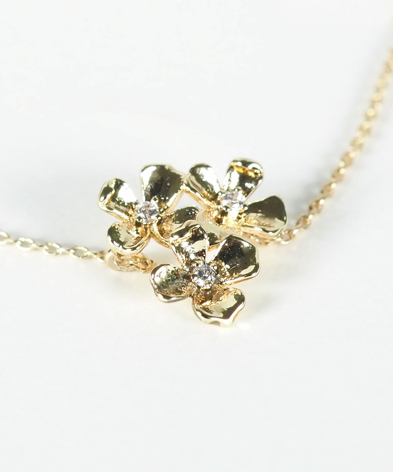 フラワーシルエットブレスレット