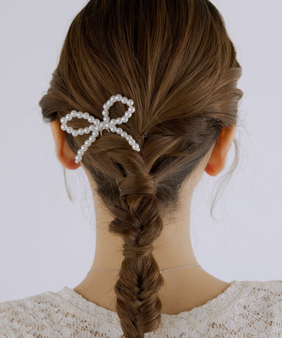 パールリボンUピン