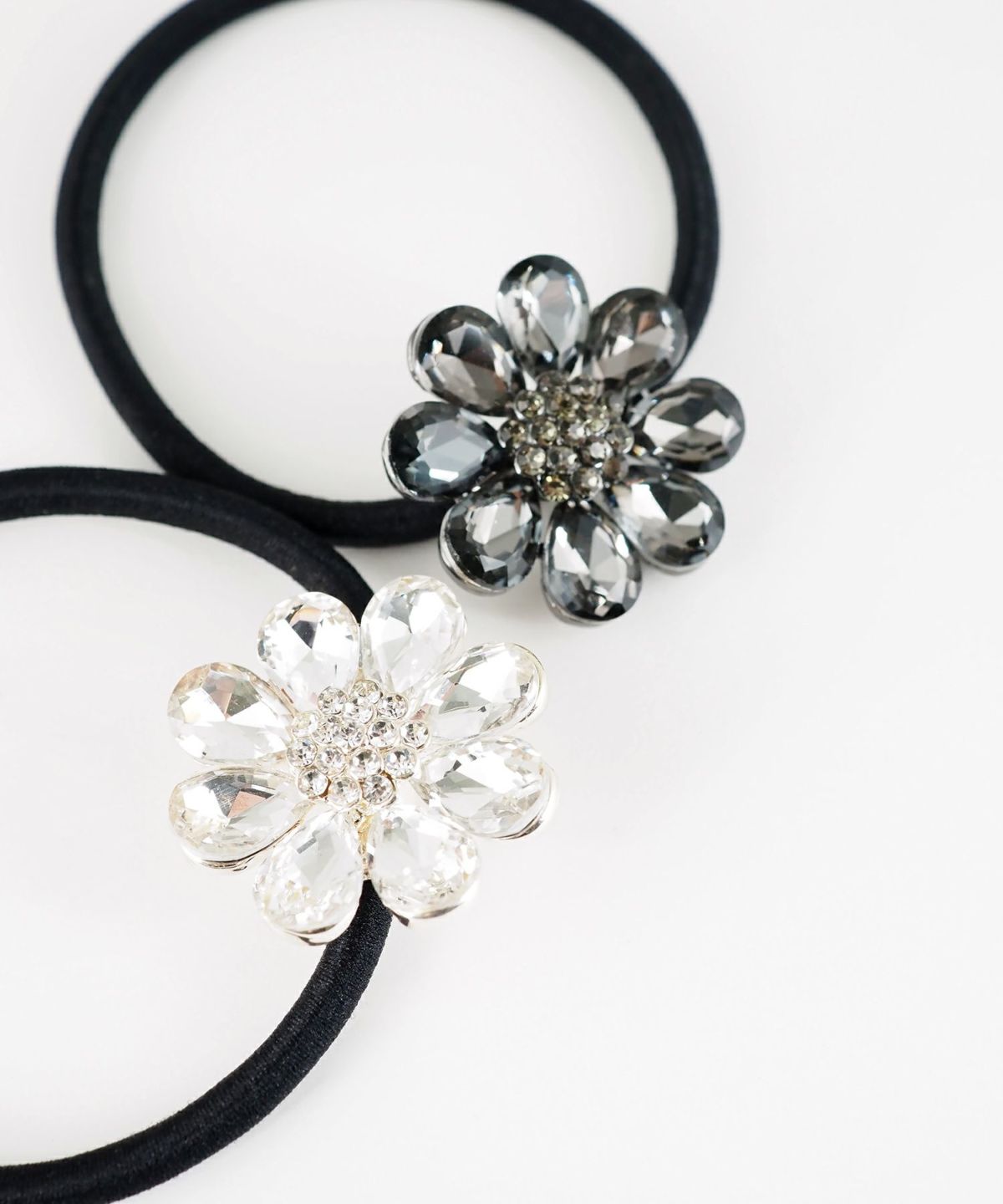 クリアフラワービジューポニー