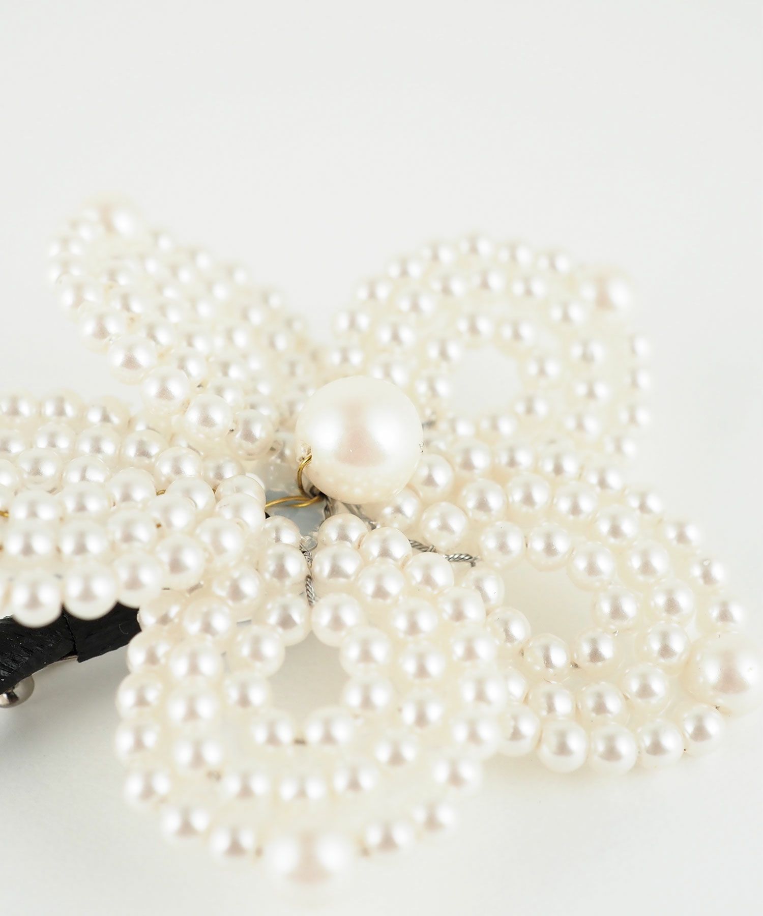 パールフラワーブランチブローチ