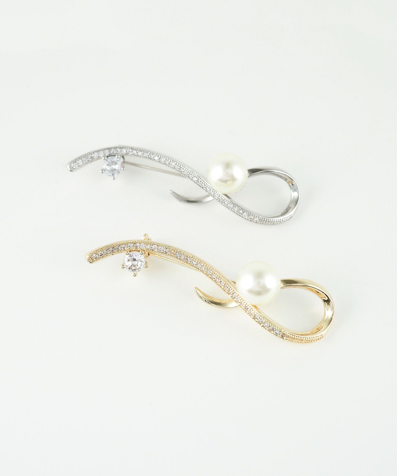 ニュアンスラインパールブローチ