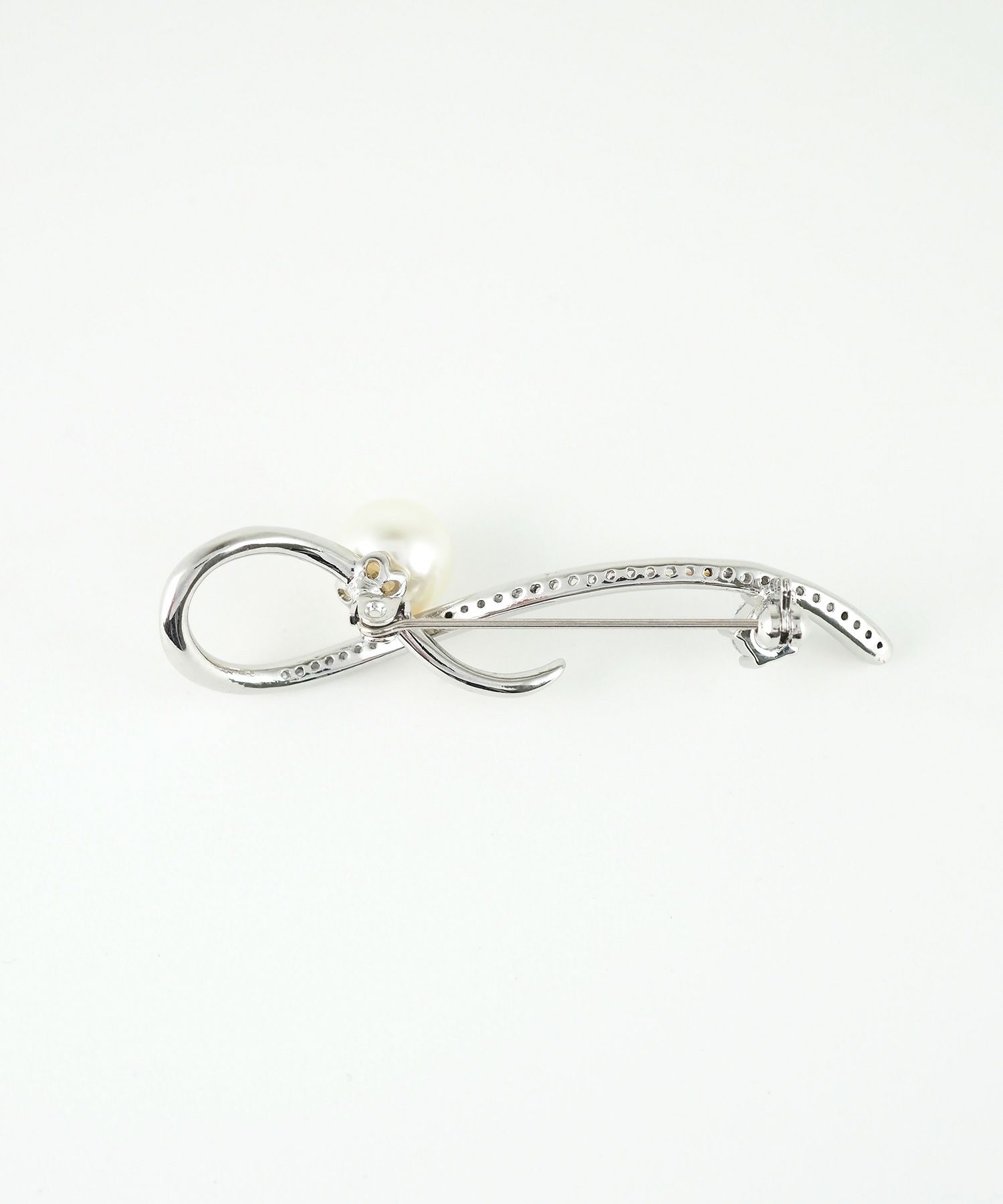 ニュアンスラインパールブローチ