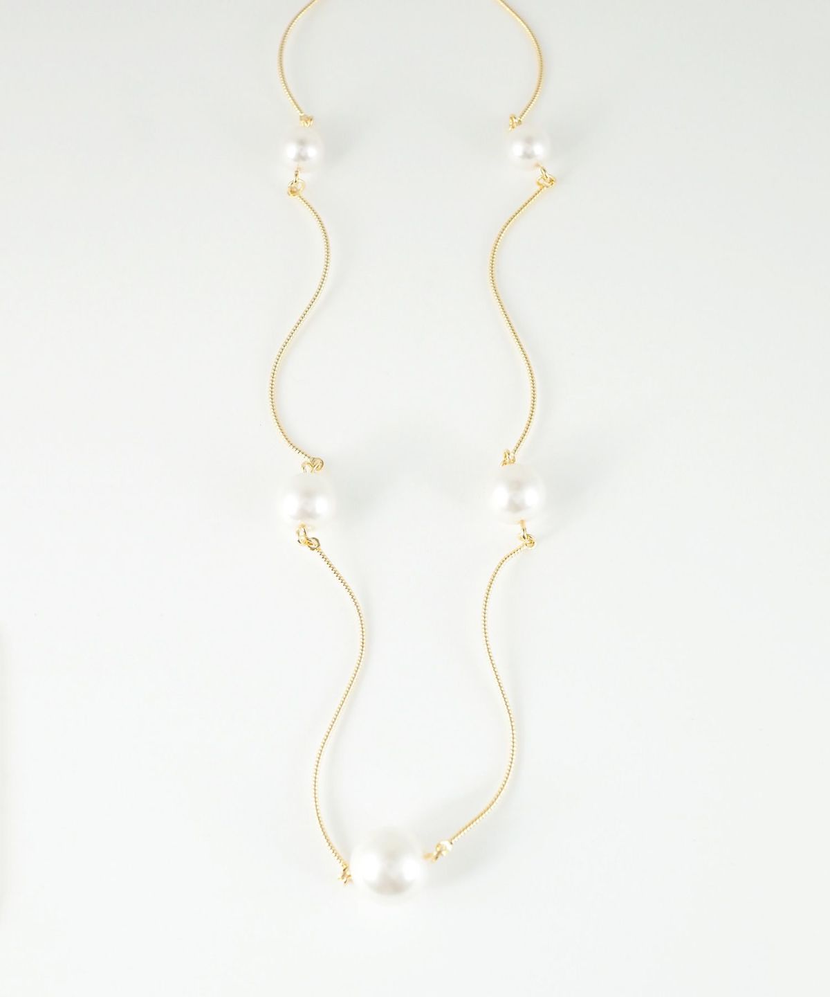 ステーションパールウェーブネックレス