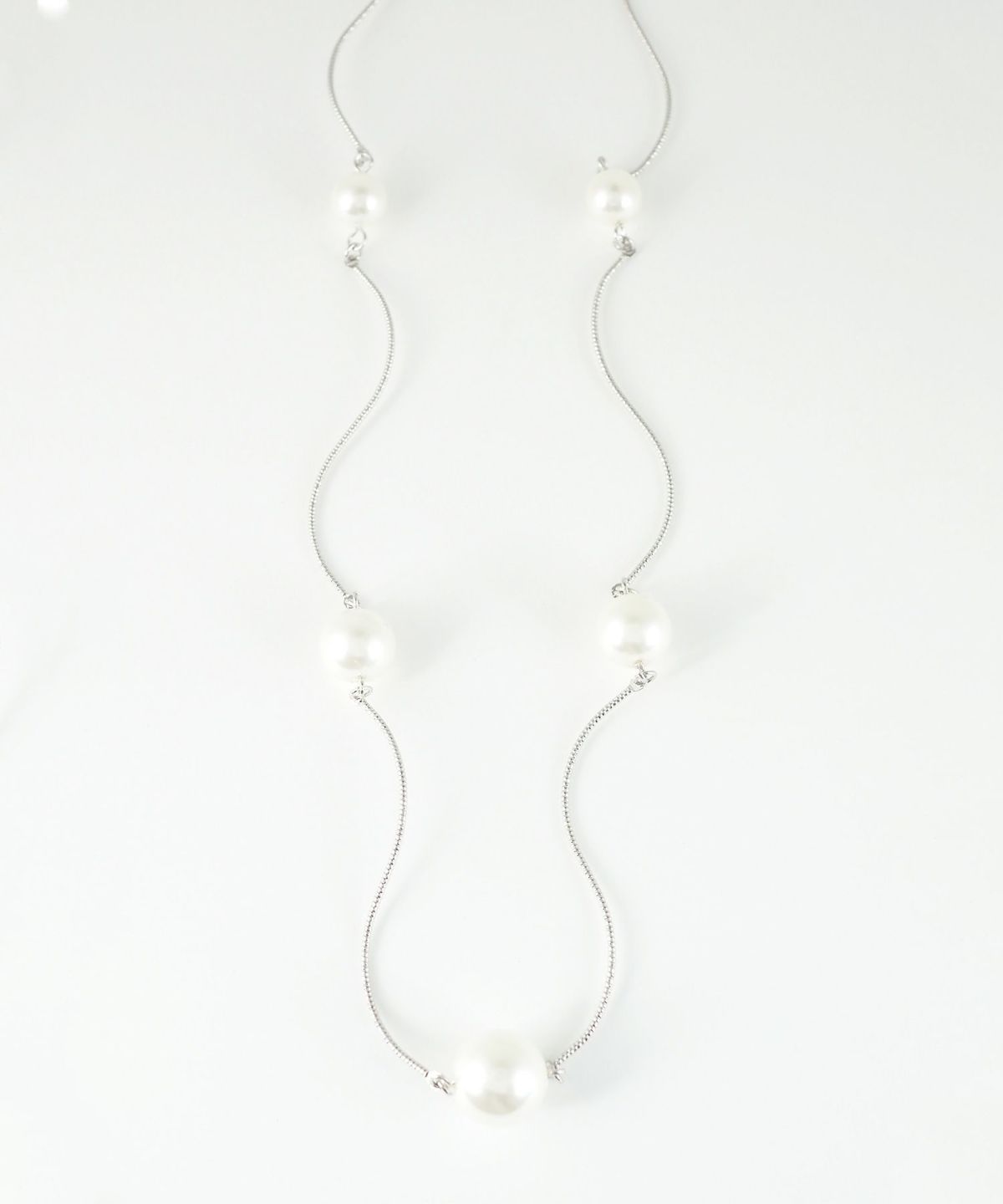 ステーションパールウェーブネックレス