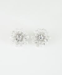 フラワービーズチタンポストピアス