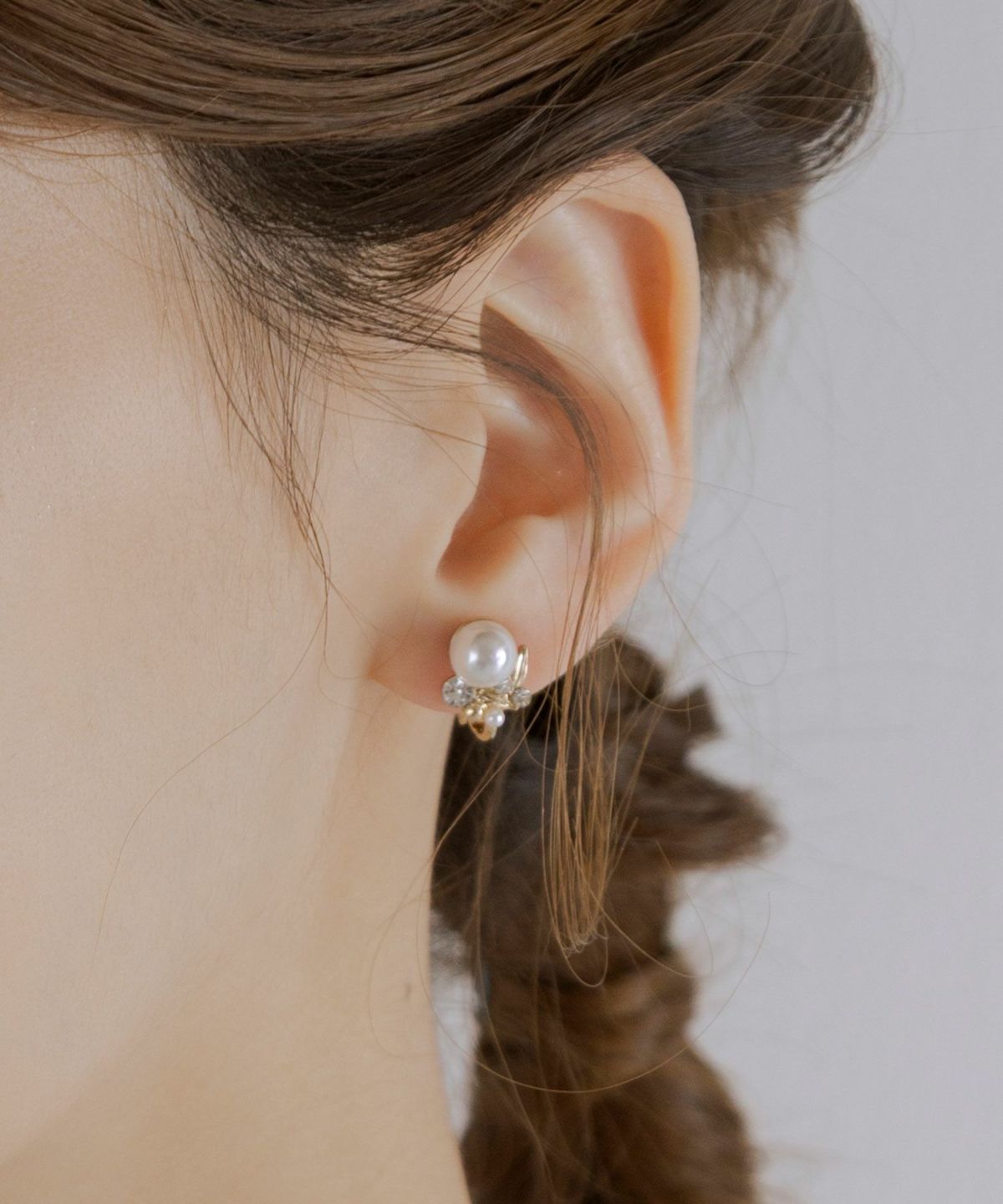 ワンポイントパールビジューイヤリング