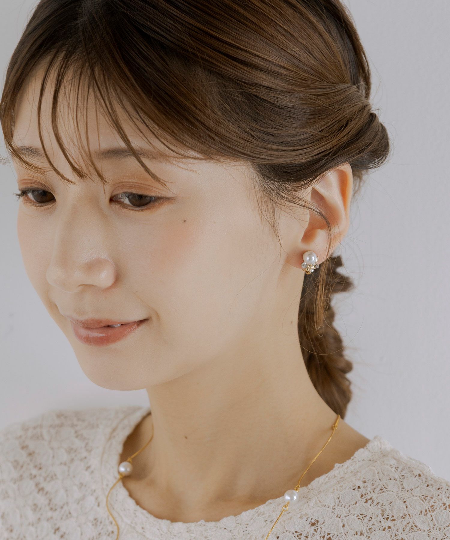 ワンポイントパールビジューイヤリング