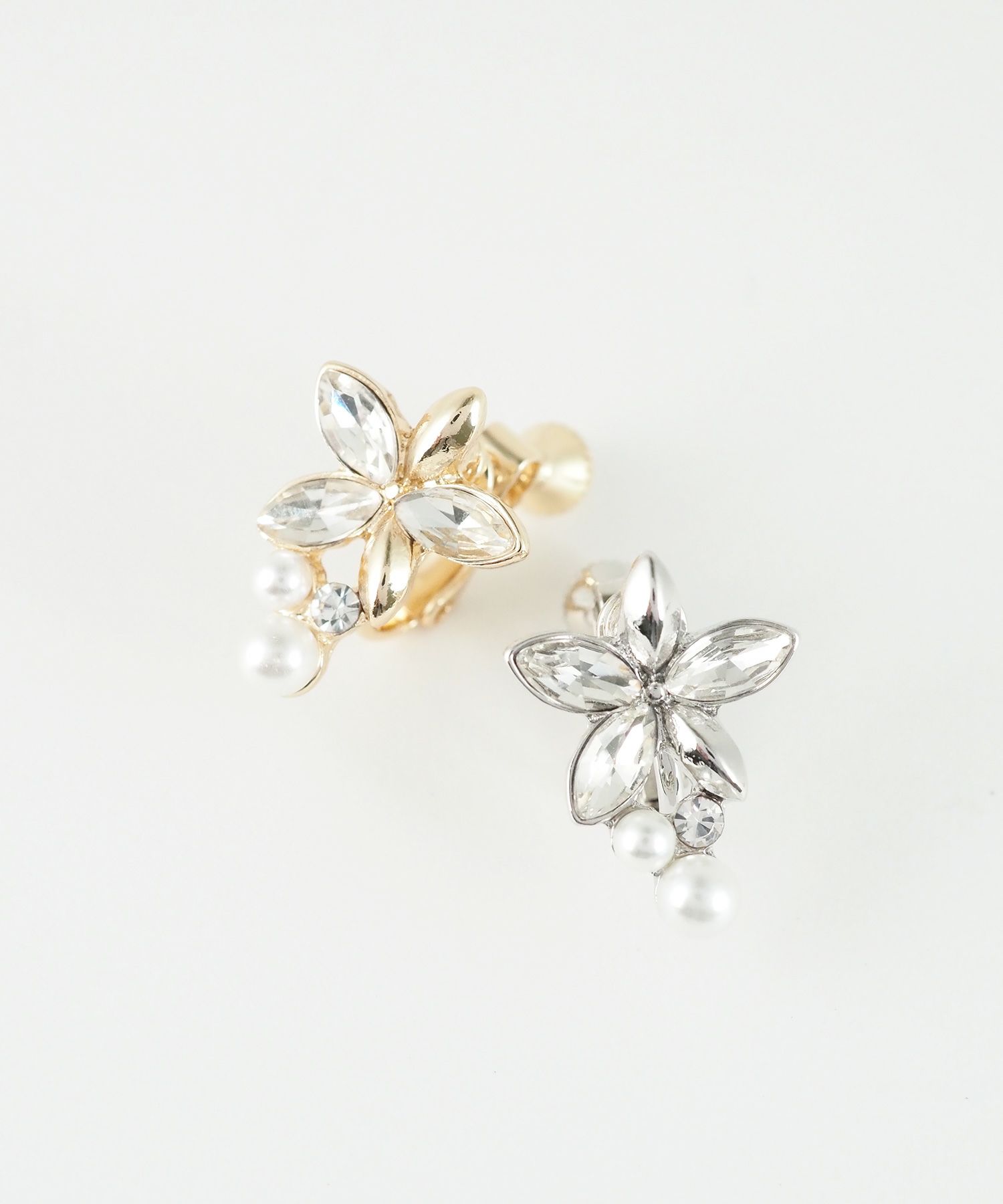 フラワーパールビジューイヤリング