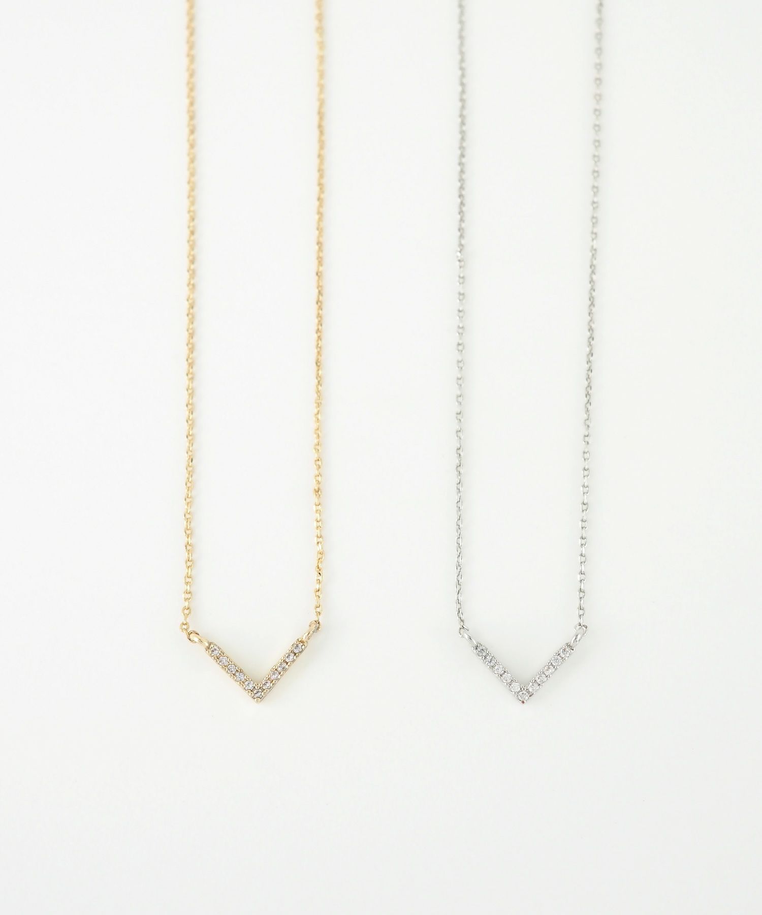 Vモチーフプチペンダント【MUK】