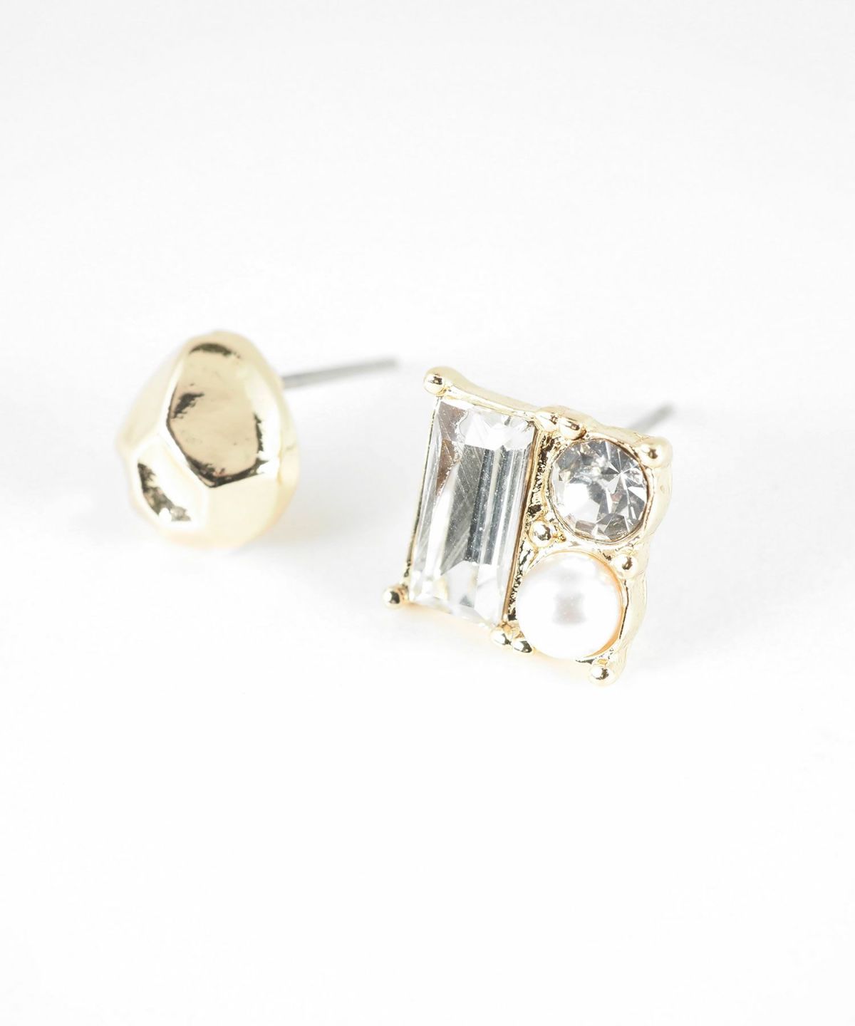 スクエアパールストーンセットサージカルステンレスポストピアス