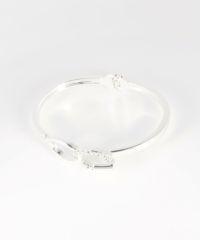 オーバルストーンクリックバングル